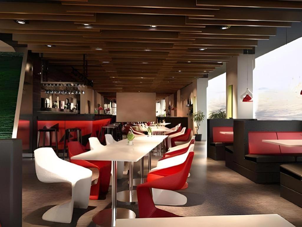 G Suites Hotel By Amithya Σουραμπάγια Εξωτερικό φωτογραφία