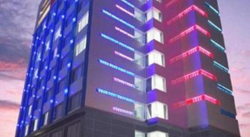 G Suites Hotel By Amithya Σουραμπάγια Εξωτερικό φωτογραφία